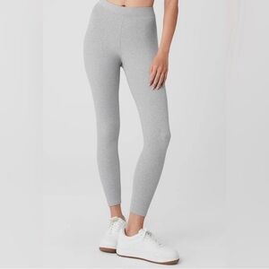 ALO Ribbed High-Waisted 7/8 Blissful Legging. Gray